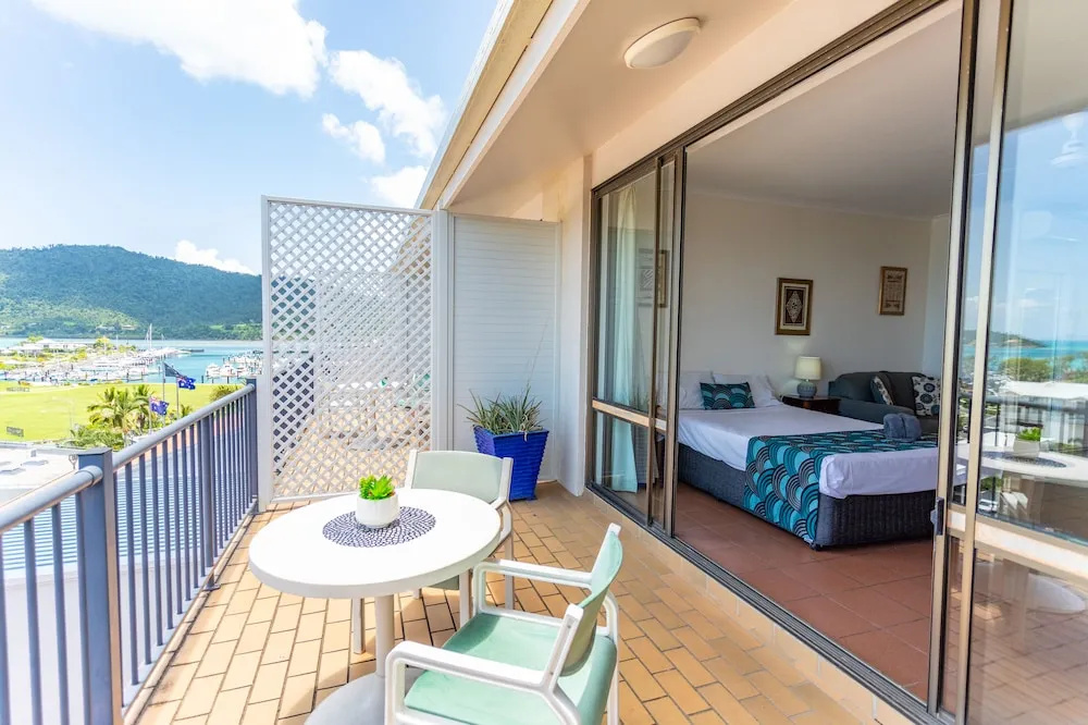 Balcony & Terrace