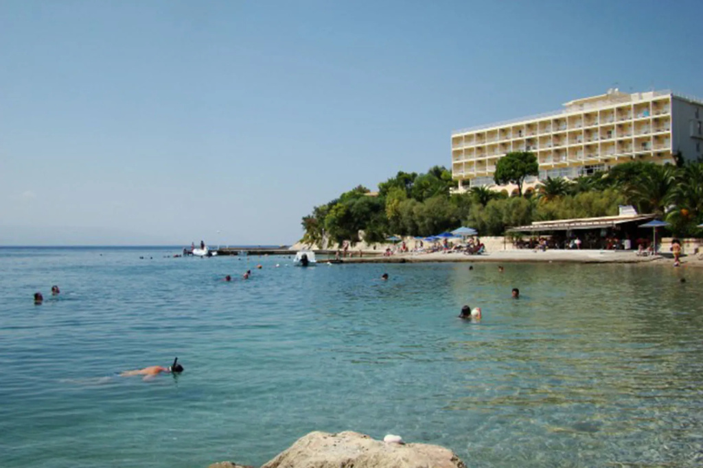Beach & Waterfront