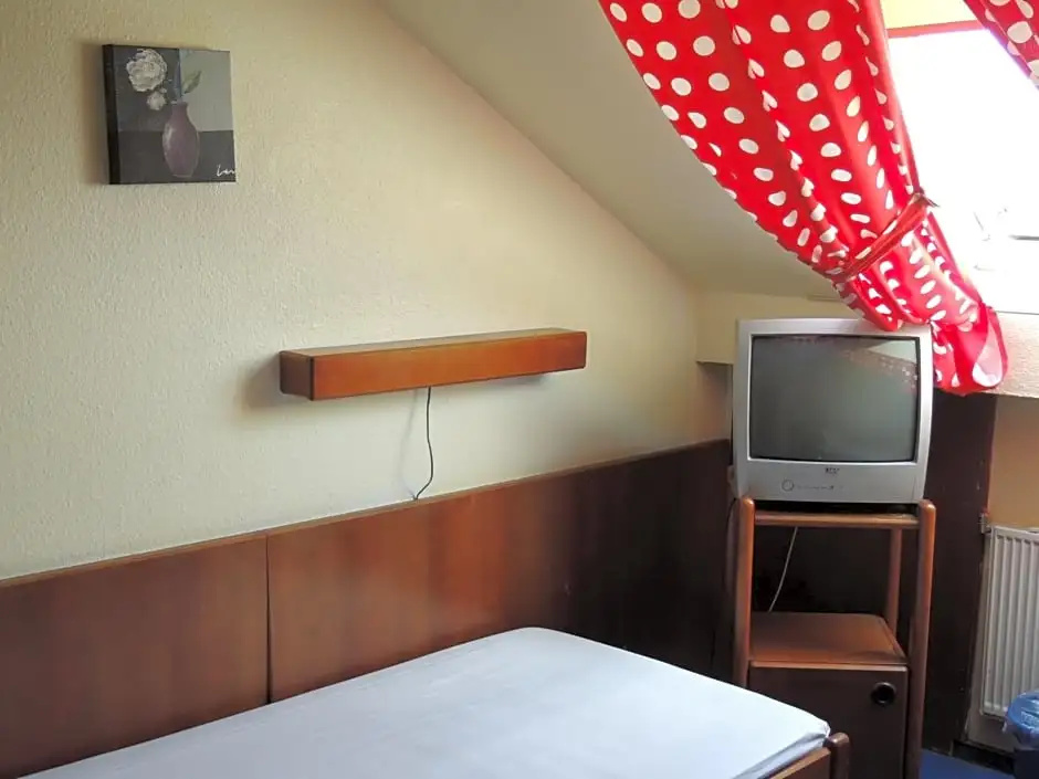 Hotel Am Flughafen - Chambres