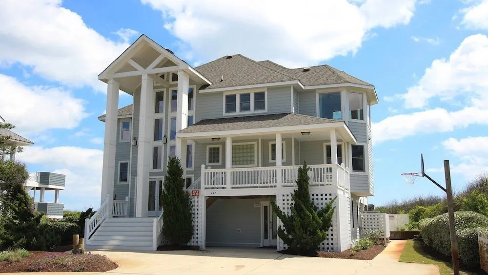 Treasure Island - 6 Br home by RedAwning