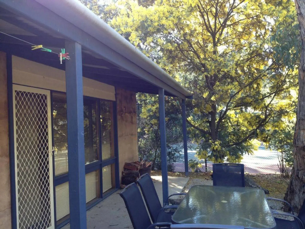 Split Point Cottages