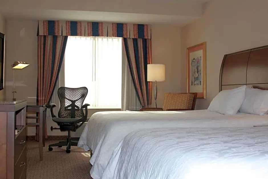 標準四人房,雙人床