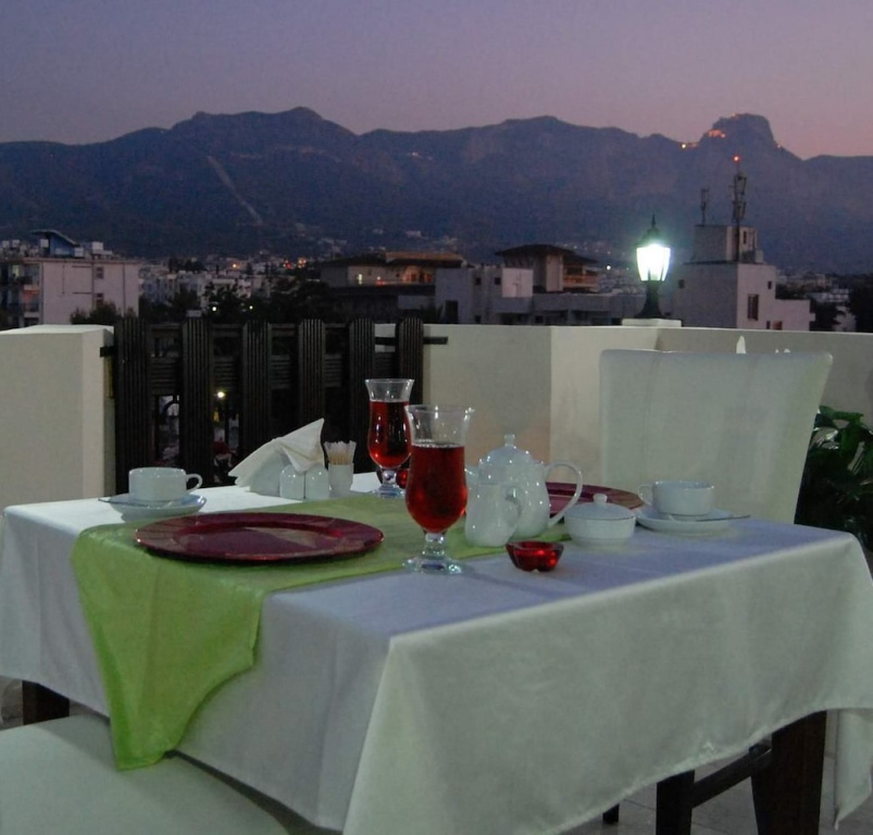 Food & Beverage