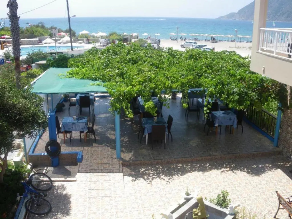 Standard Double room with balcony and with sea view (full double bed)