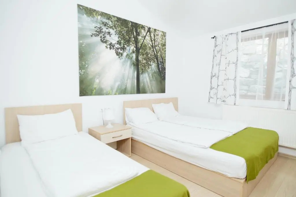 Economy room