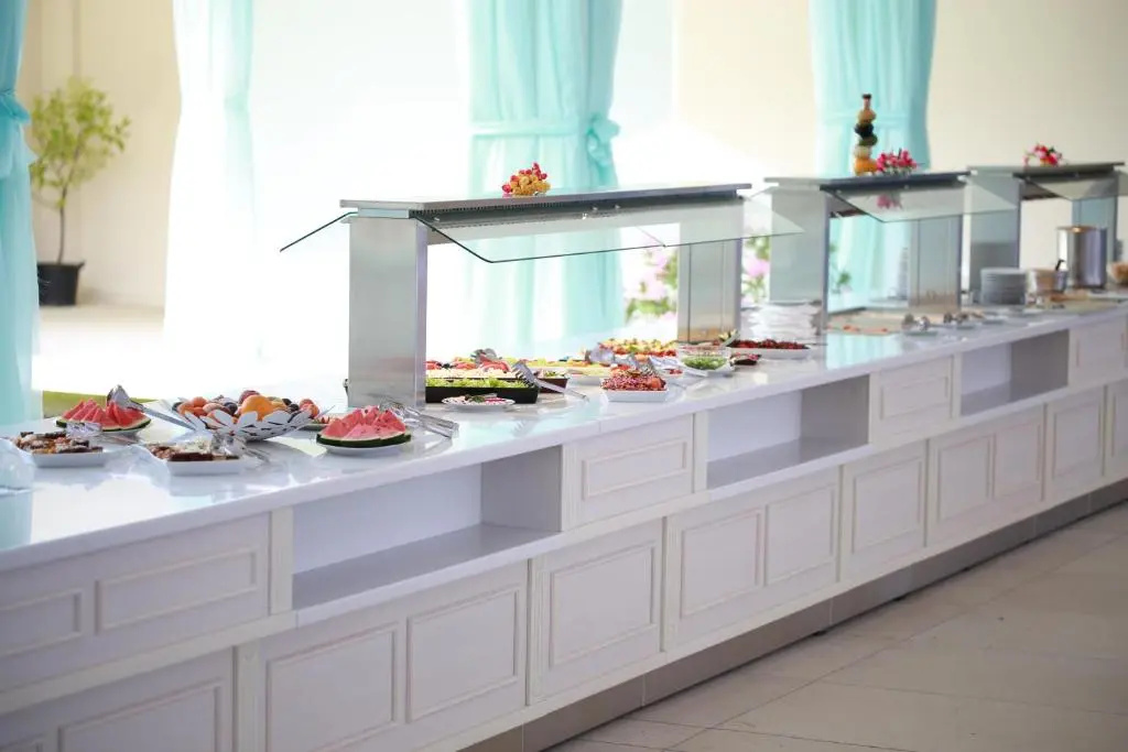 Food & Beverage