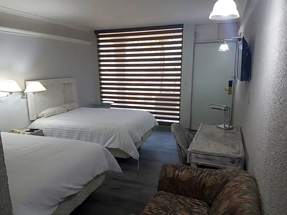 Superior Double room (full double bed)