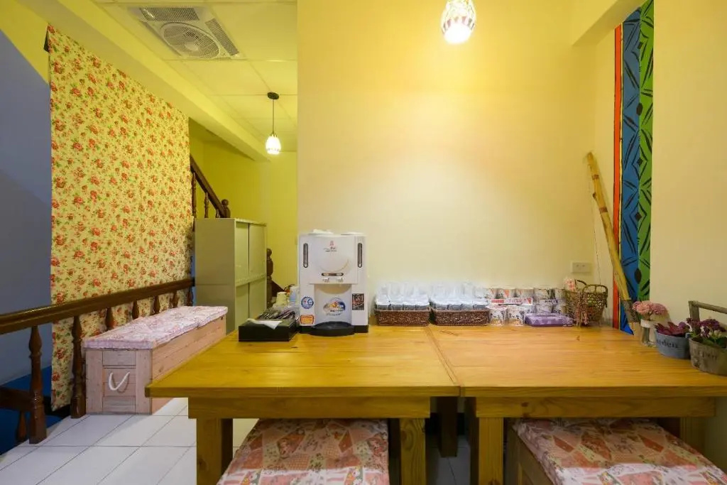 Economy room