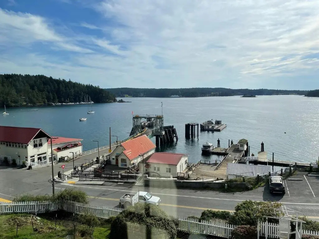 Standard Double room with sea view (full double bed)