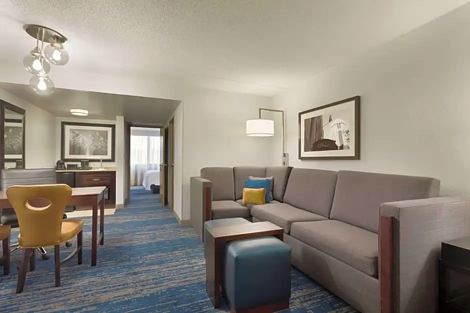 Embassy Suites by Hilton Columbus - Chambres