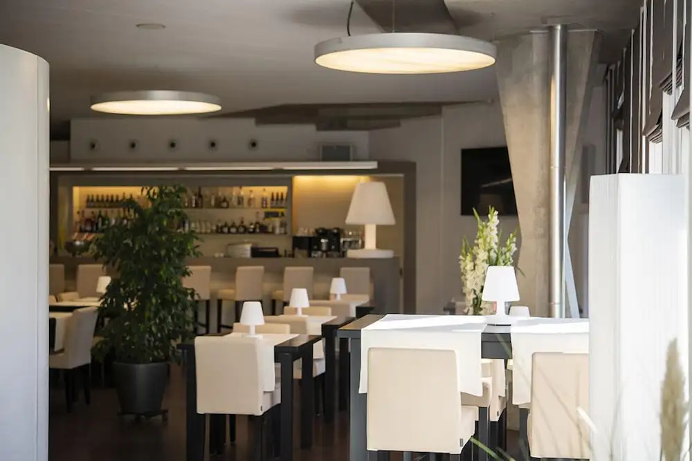 Hotel photo 12