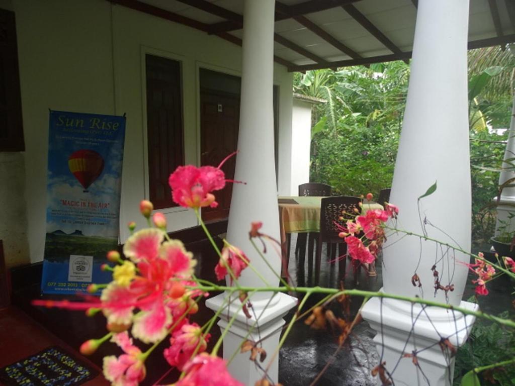 Sigiriya Rest House