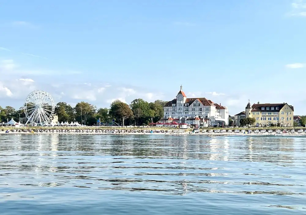 Beach & Waterfront
