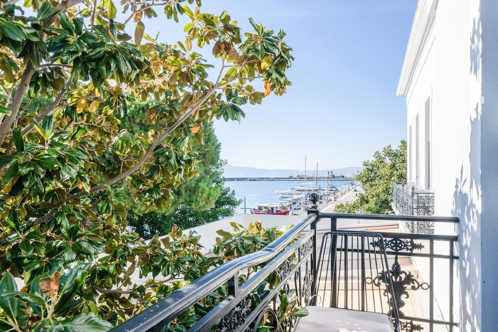 Panellinion Beachfront Getaway Balcony w Seaview