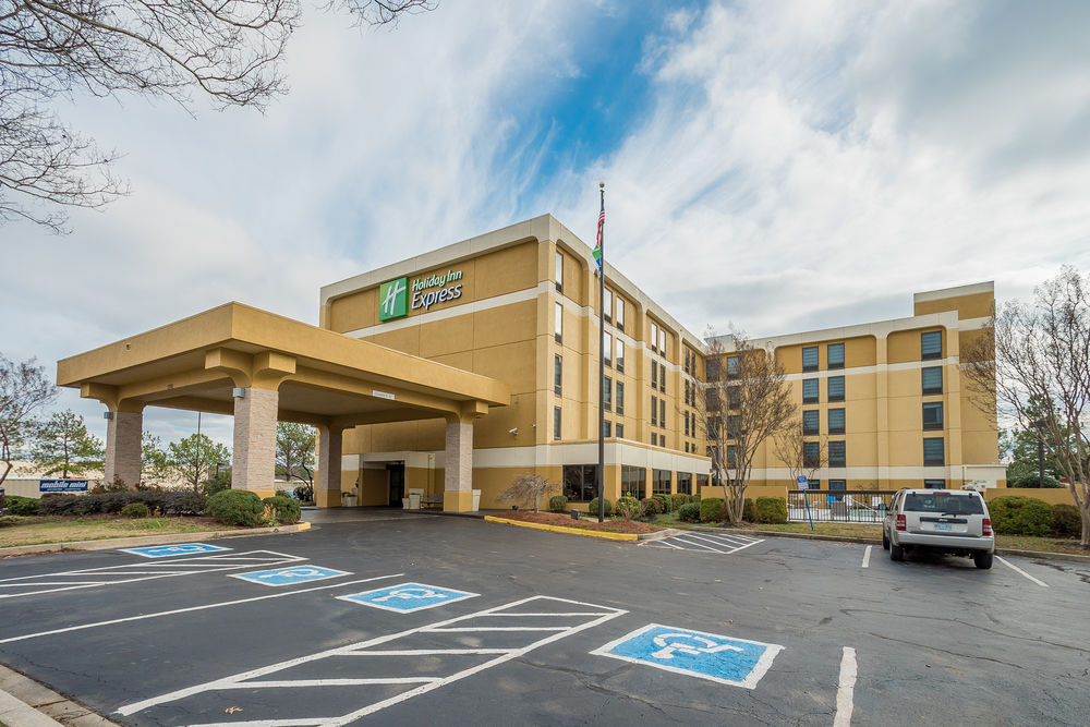 Sleep Inn & Suites