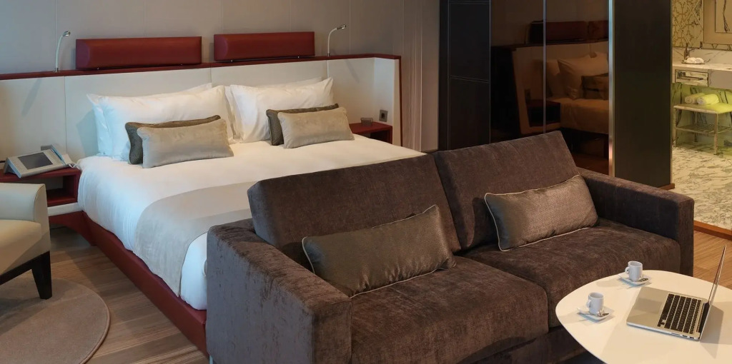 Sunborn Gibraltar Yacht Hotel Resort - фото 34