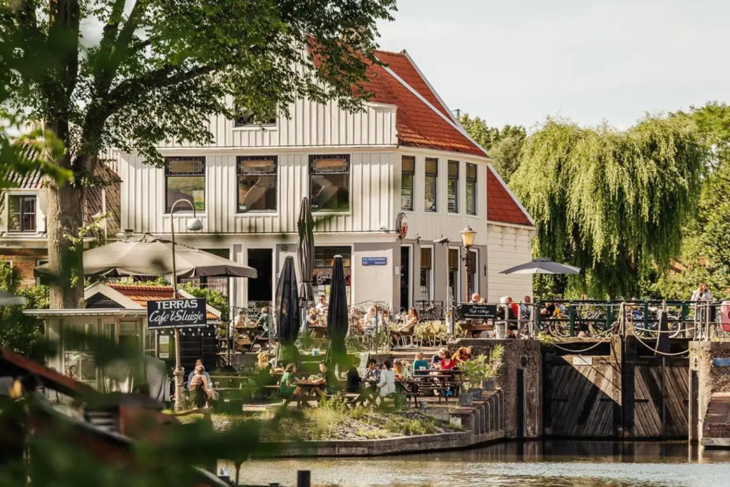 The Quay Amsterdam-Noord by null