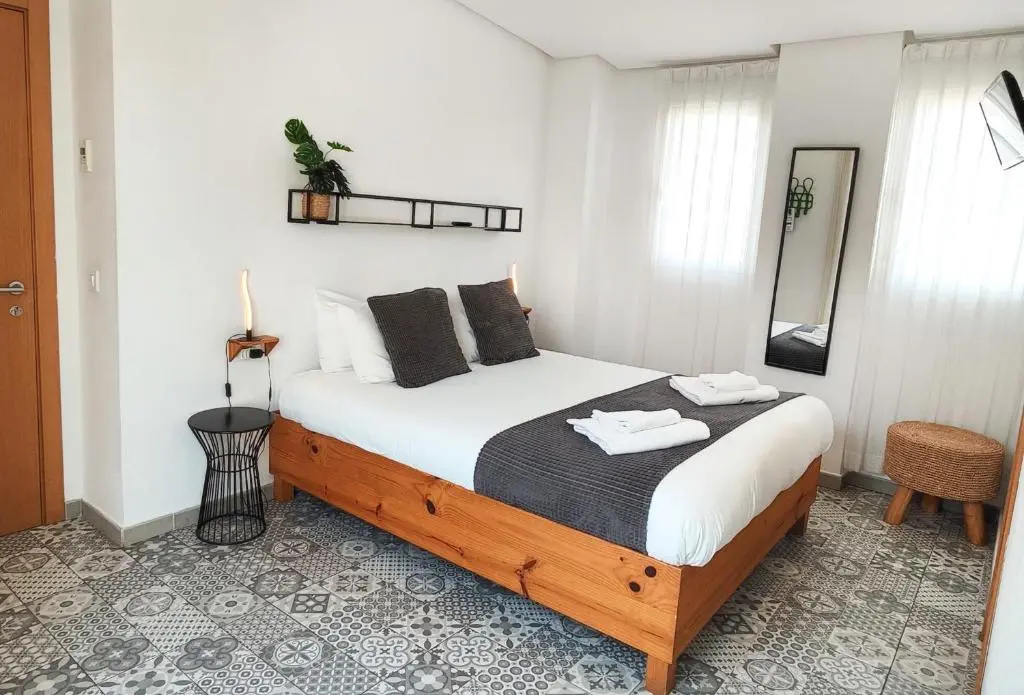 Standard Double room (full double bed)