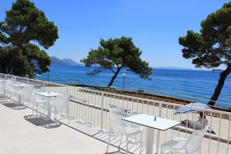 Beach & Waterfront