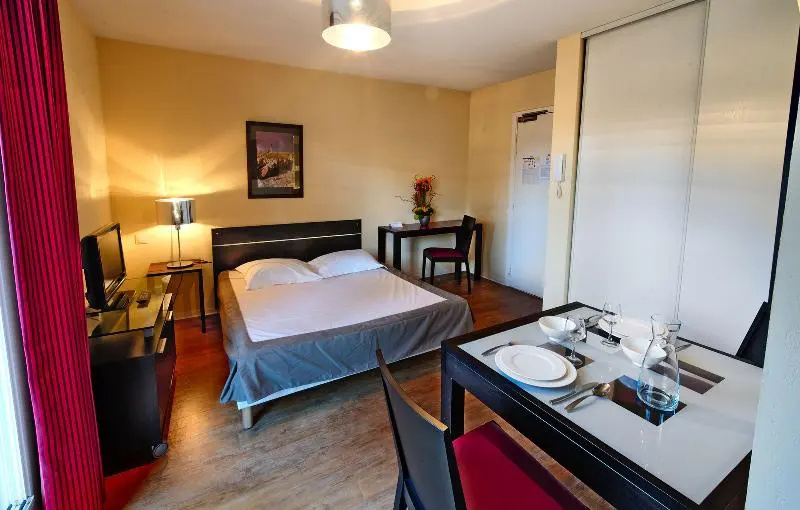 Appart Hotel Odalys City Antibes Olympe - Chambres