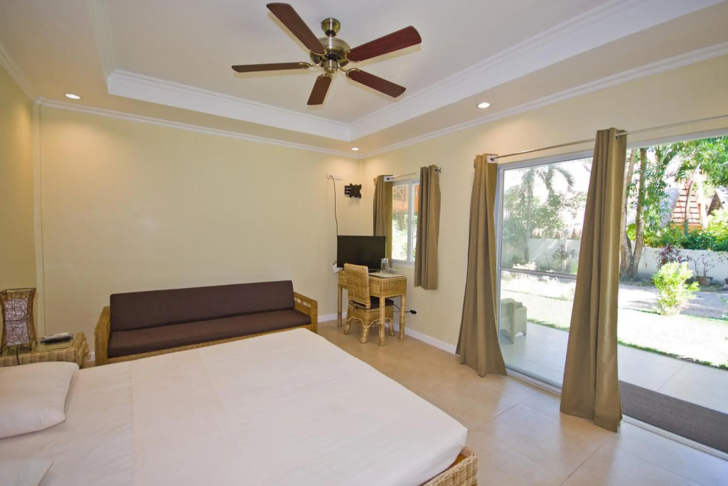 Mike's Dauin Beach Resort - фото 3