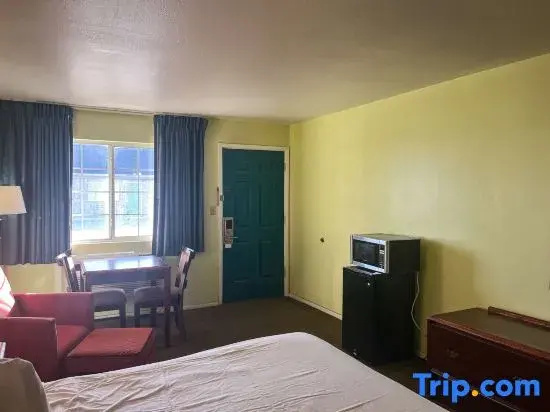 Standard Sextuple room