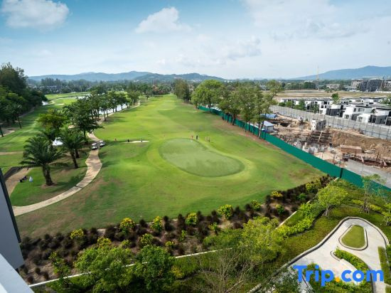 Skypark Laguna BangTao Beach Apartment
