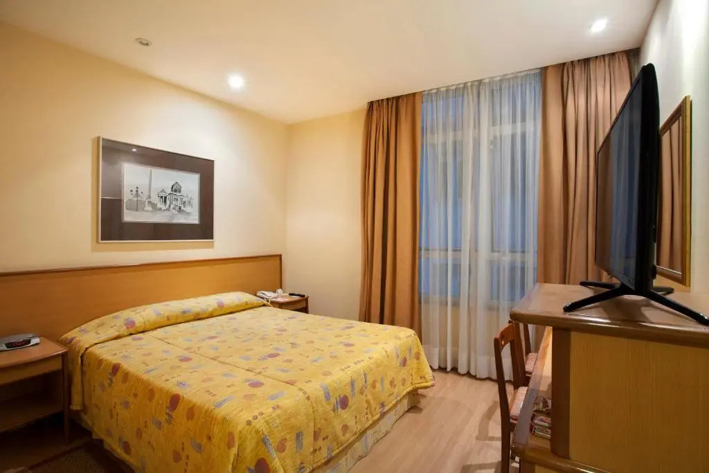 Windsor Asturias Hotel - Chambres