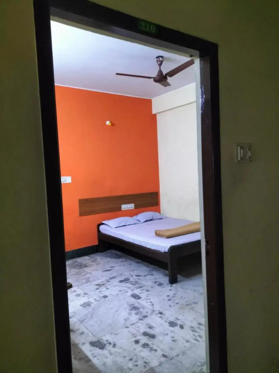 Hotel Eswara Lodge