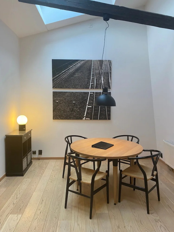 Deluxe Studio