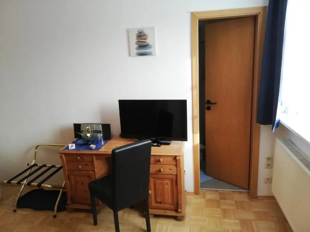 Standard Single room with sea view
