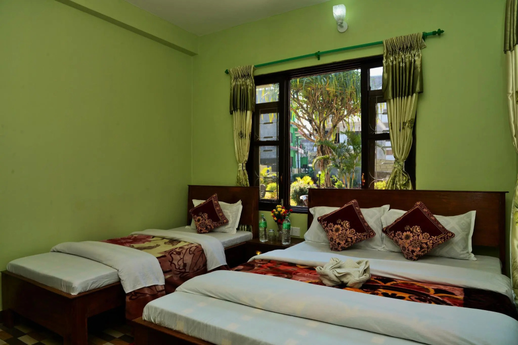 Standard room with garden view