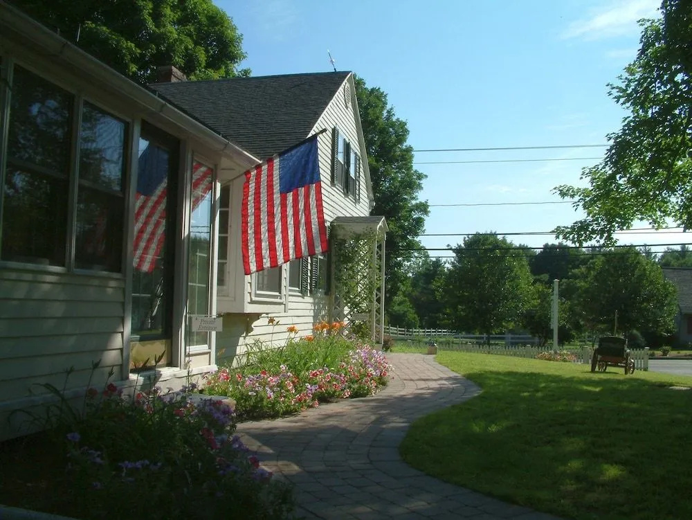 Truman Gillet House Bed & Breakfast
