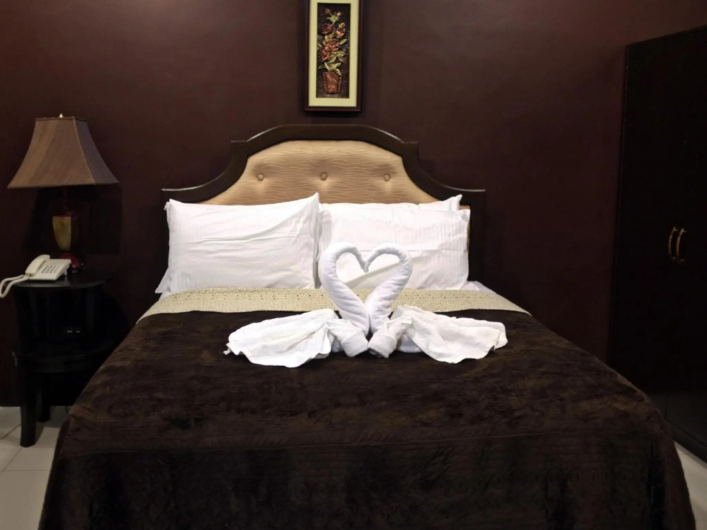 Double Junior Suite (full double bed)