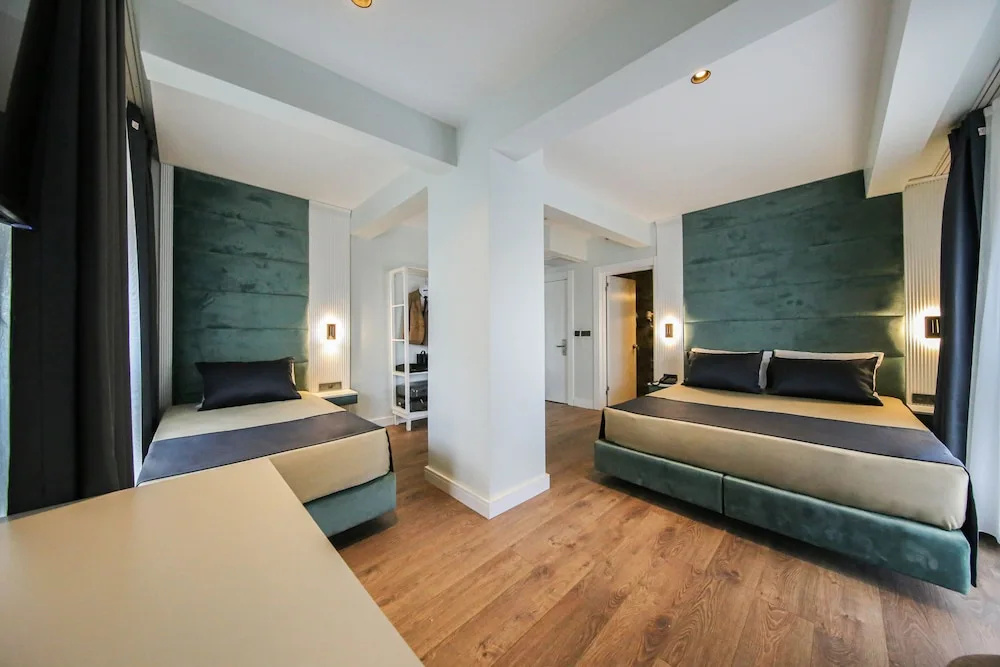 Axu Airport Hotel — 3