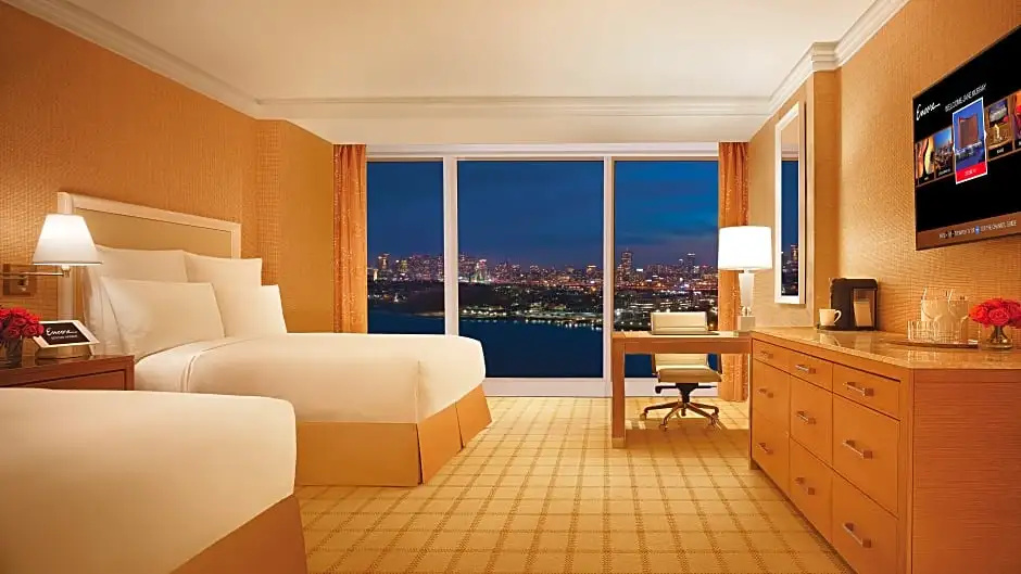 Premier Double room Harbour View (twin beds)