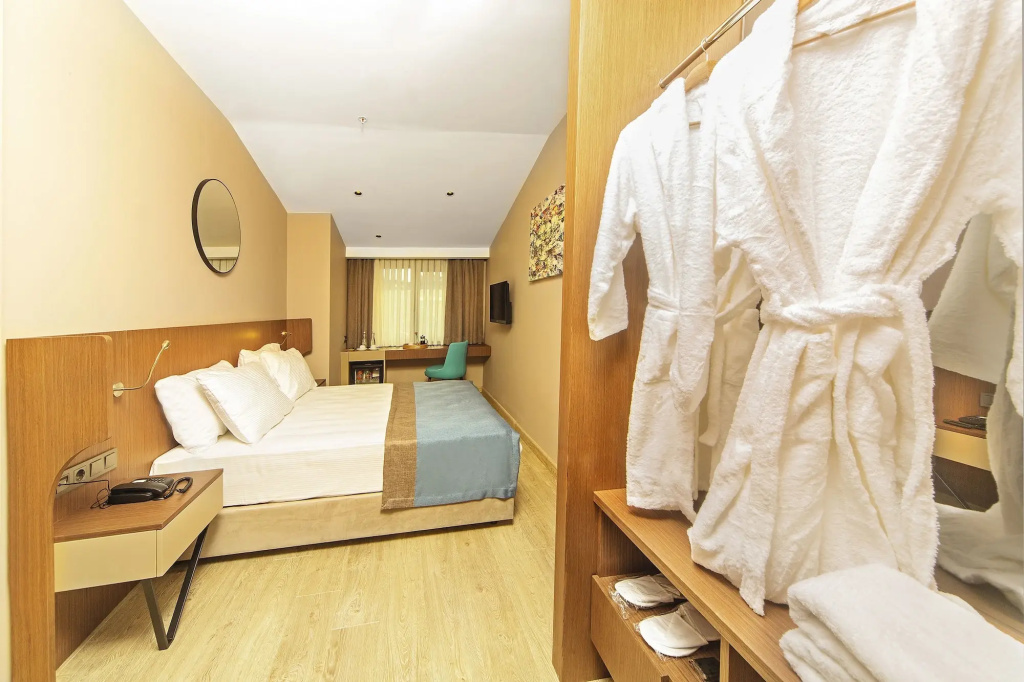 Отель Redmont Hotel Nisantasi в Стамбуле