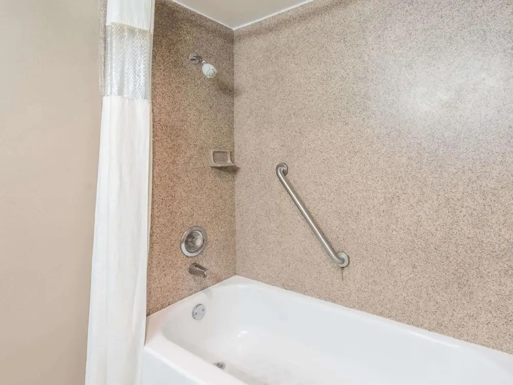 Standard Quadruple room with balcony