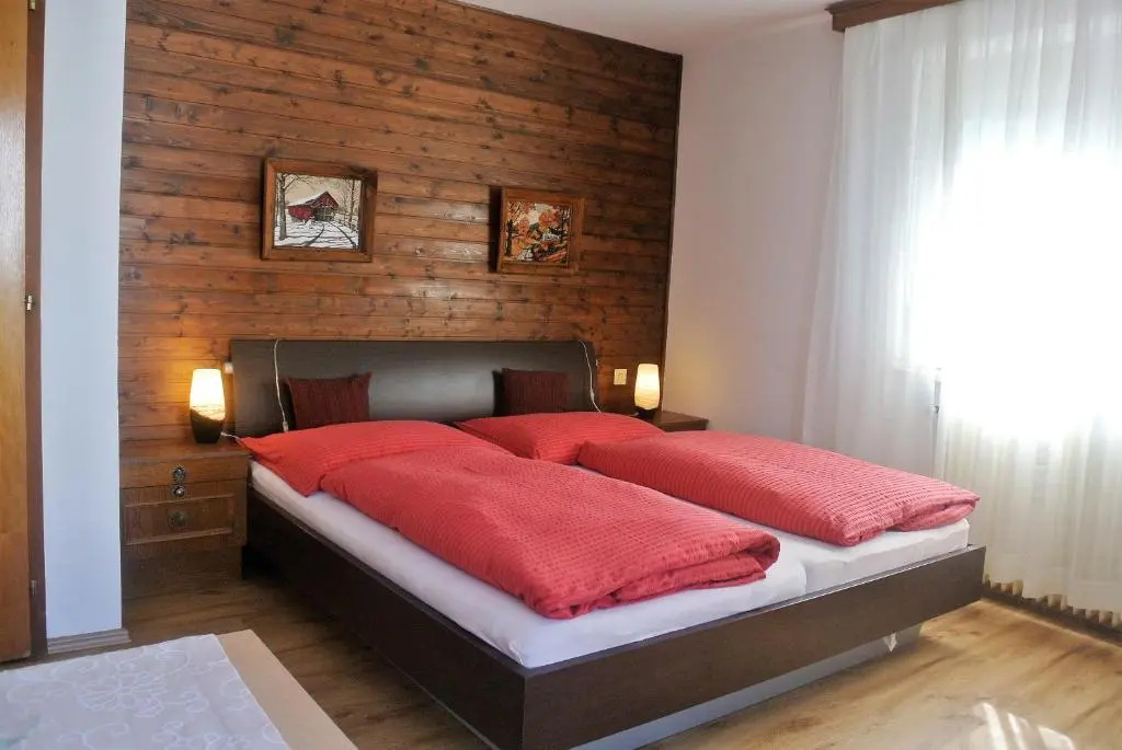 Standard Double room with balcony (full double bed)