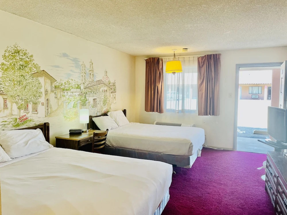 Deluxe Quadruple room with mountain view