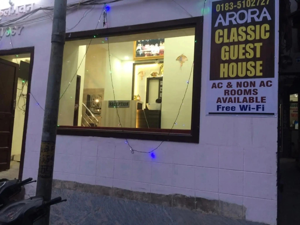 Arora Classic Guest House by OYO Rooms