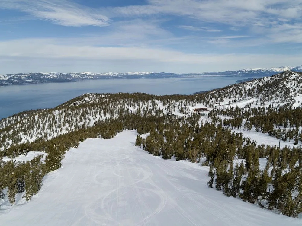 Luxury 3Br Residence steps from Heavenly Village & Gondola 3 Bedroom Condo by RedAwning