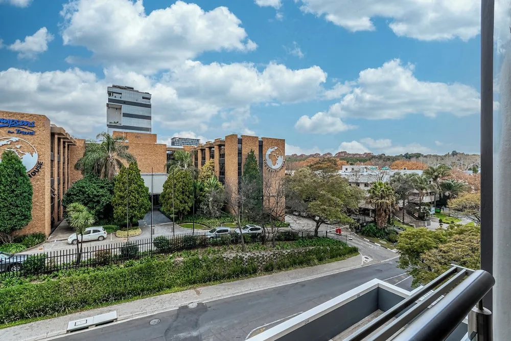 The Apex On Smuts