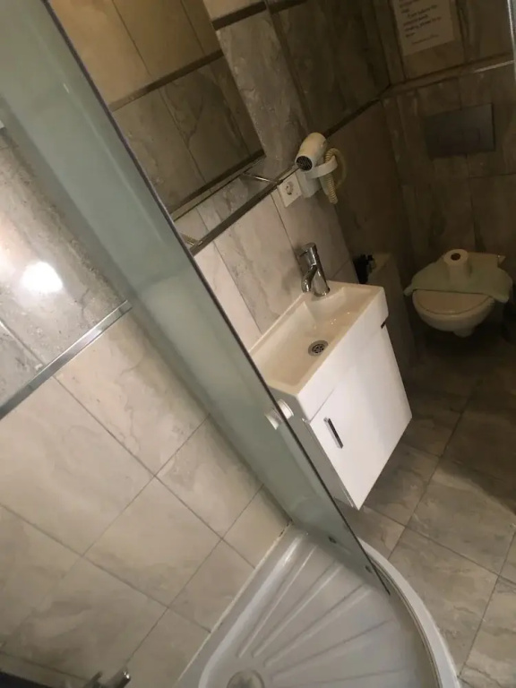 Rodin Suites — 2