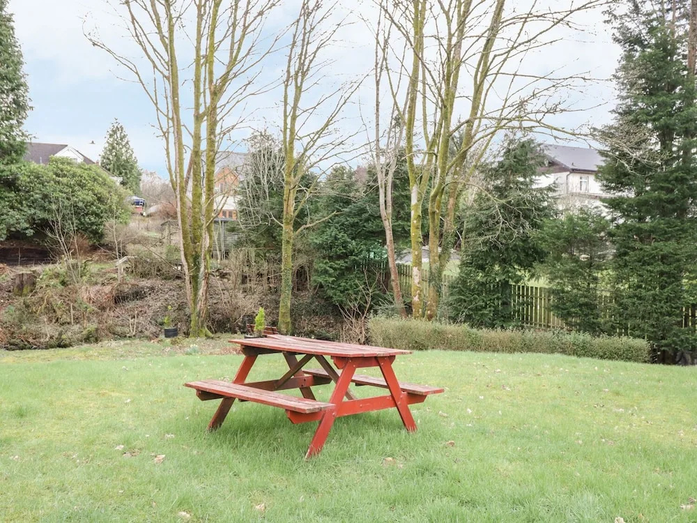 The Knowe Upper — 4