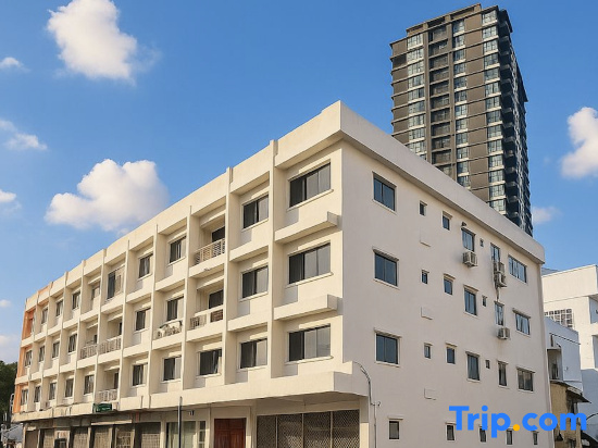 Resandau Stay Ipoh - Nearby Ipoh Town - Private Car Park and Lift - Whole Unit & Coliving