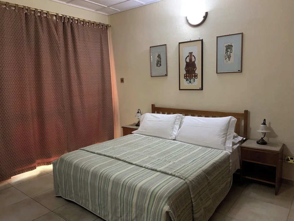 Economy room
