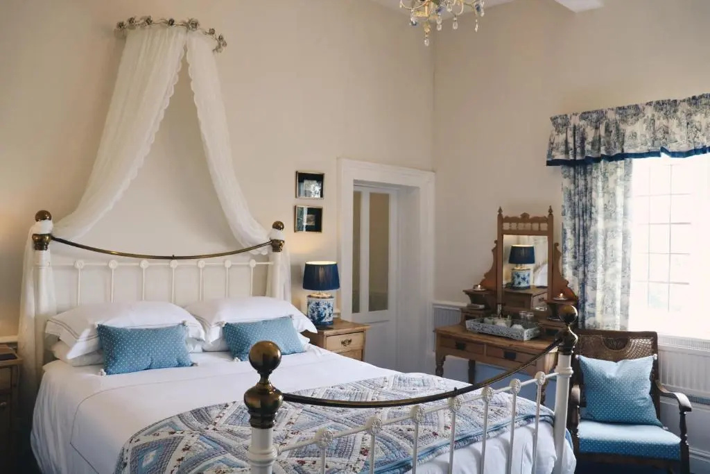 Standard Double room with garden view (full double bed)