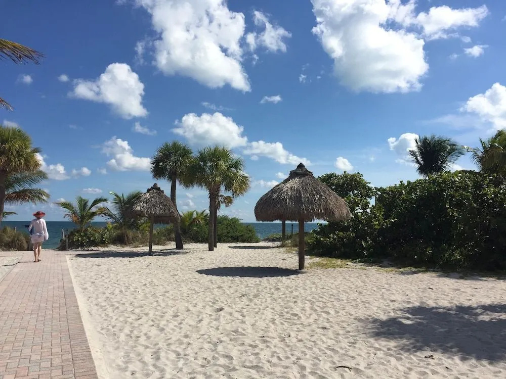 Beach & Waterfront