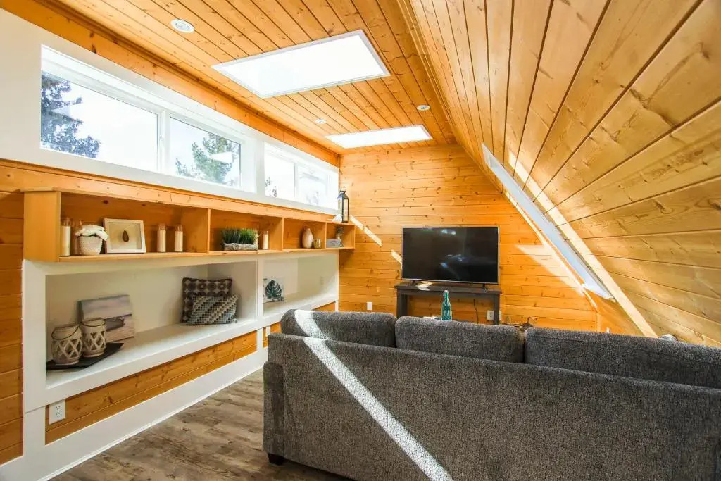 Kelowna Bed and Breakfast - фото 3